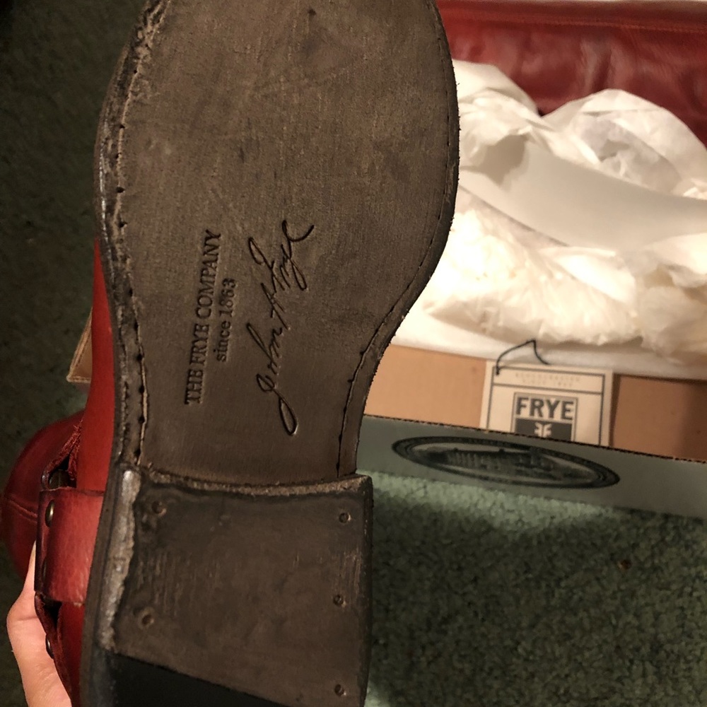 Frye Phillip Harness Tall Burnt Red - Picture 4 of 8
